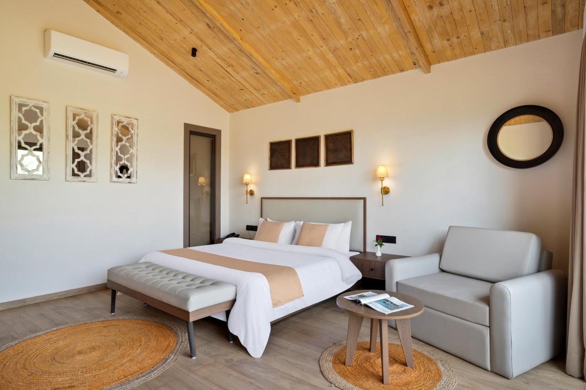 Stone Wood Premier Gokarna Hotel Gokarna  Exterior photo